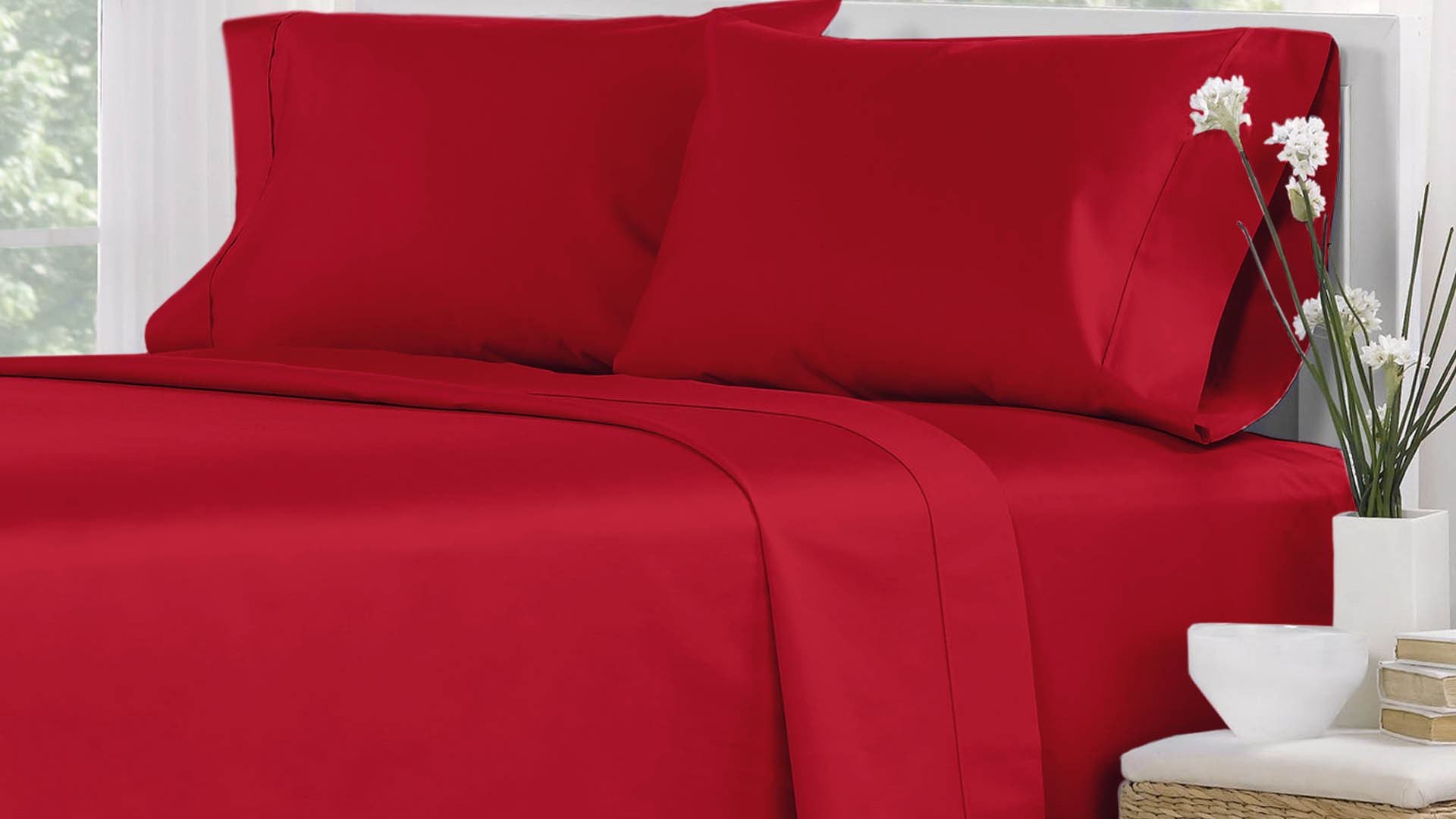 400 thread count red flat sheet